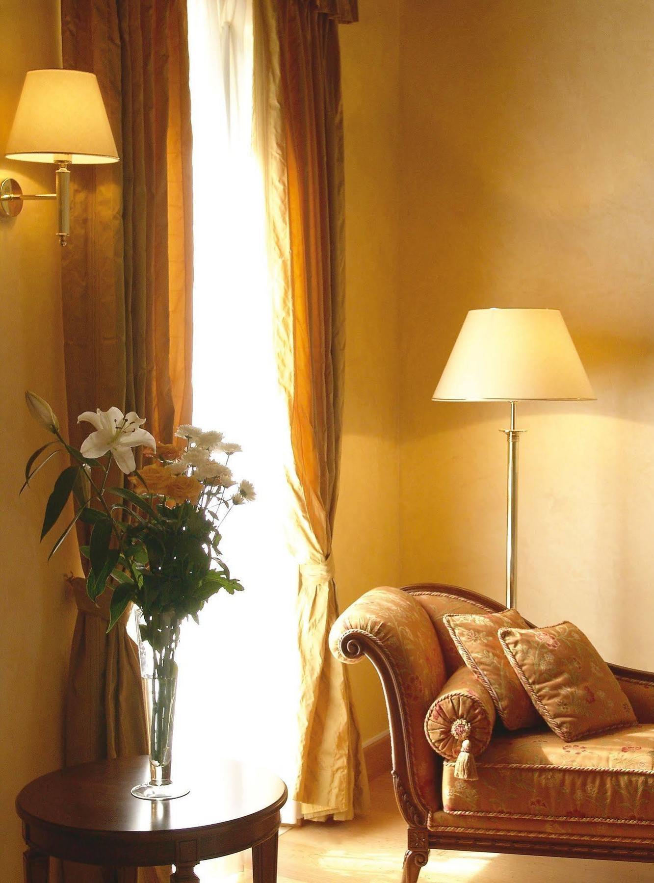 Siora Vittoria Boutique Hotel 4*