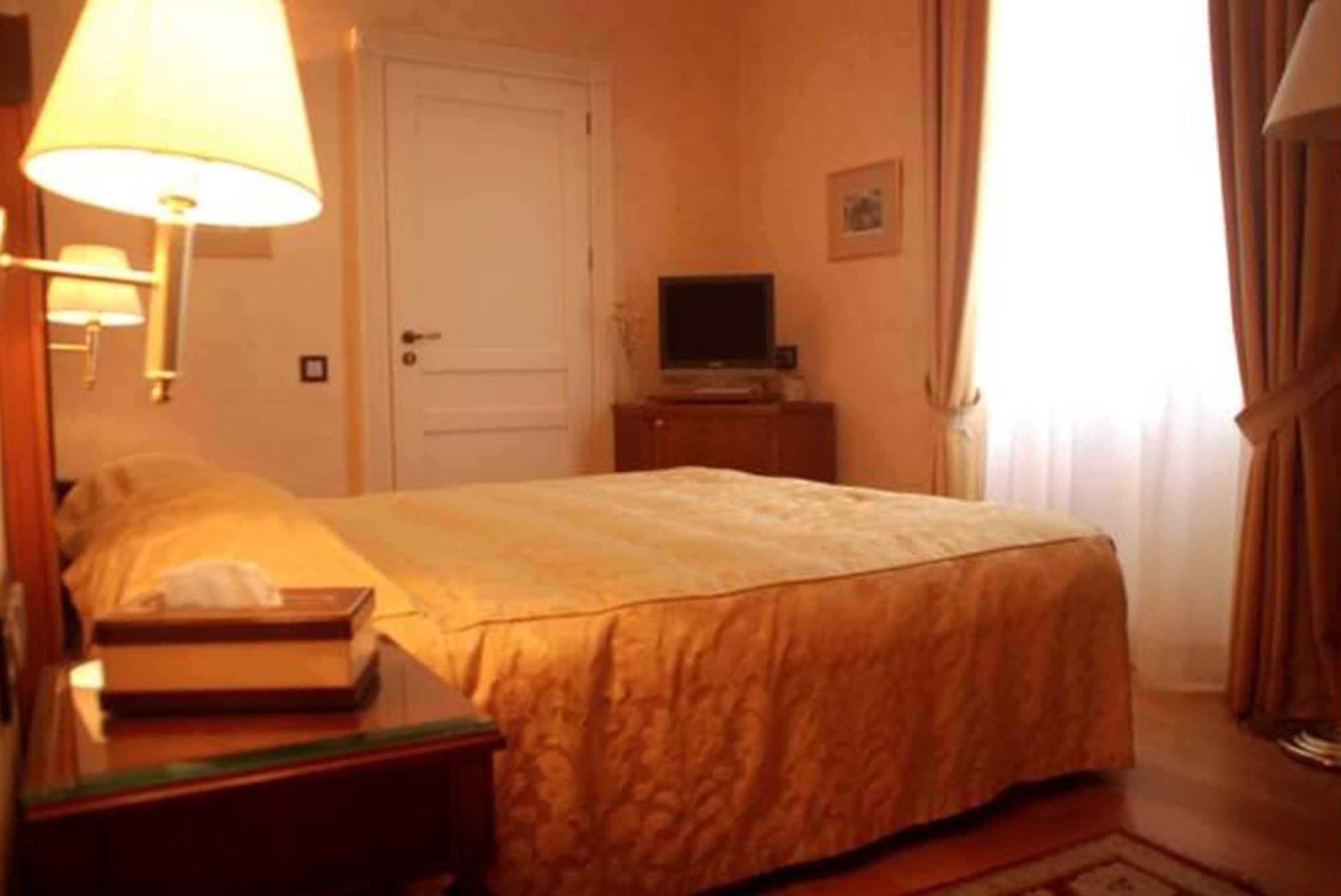 Siora Vittoria Boutique Hotel 4*