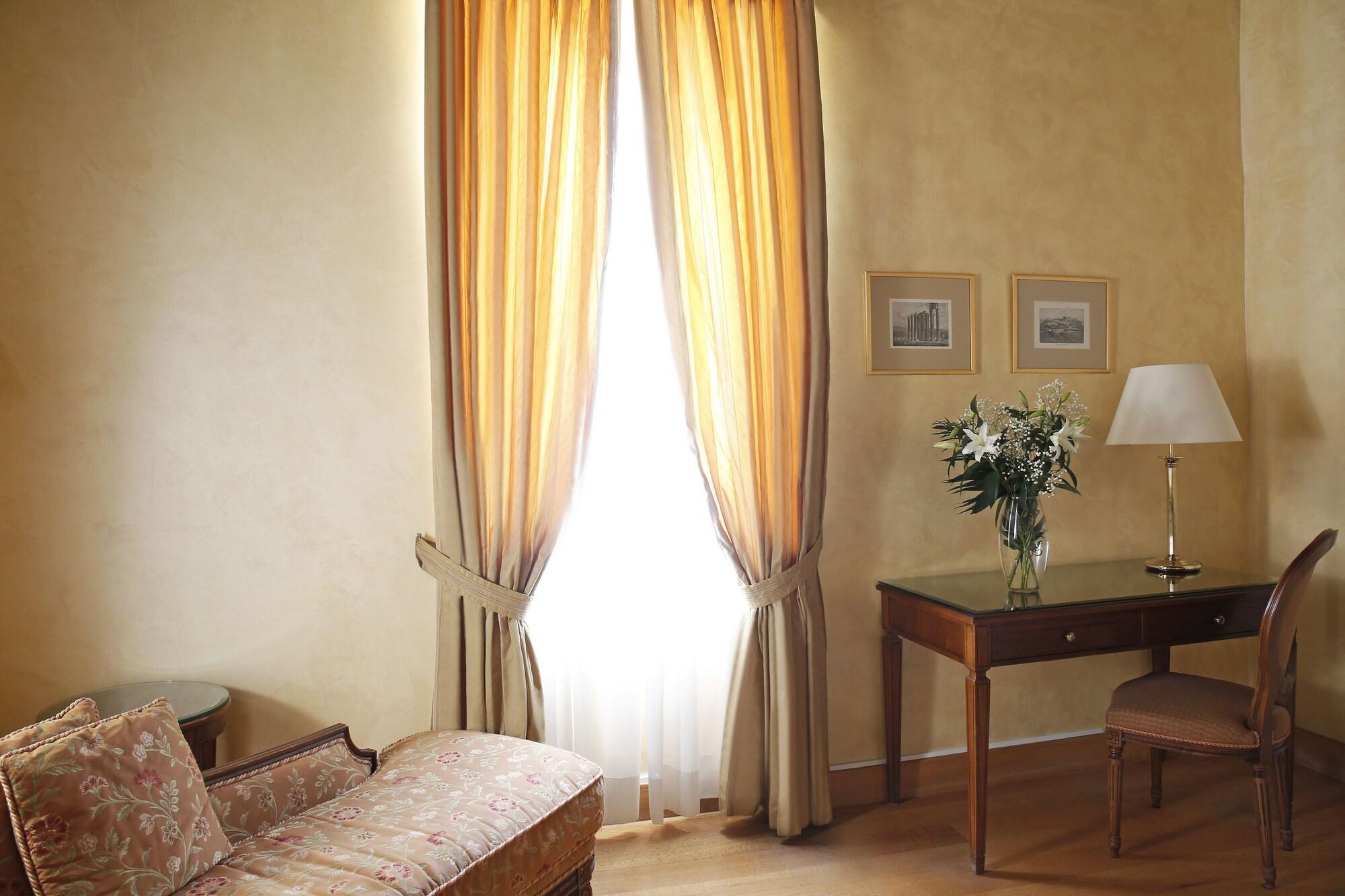 Hotel Siora Vittoria Boutique 4*