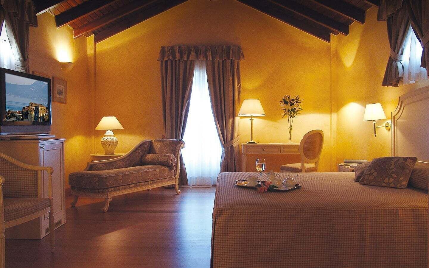 Siora Vittoria Boutique