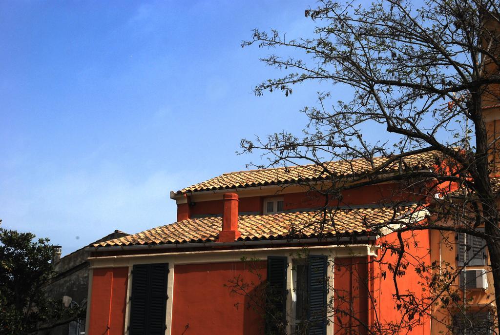 Siora Vittoria Boutique Corfu (city)